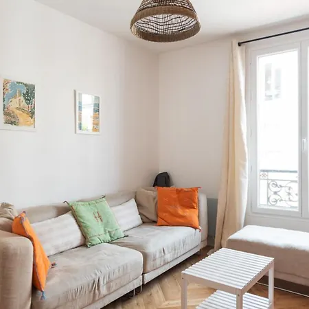 Spacious Duplex Near Montmartre 巴黎